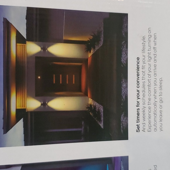 SMART WIFI OUTDOOR WALL LIGHT - Picture 10 of 12